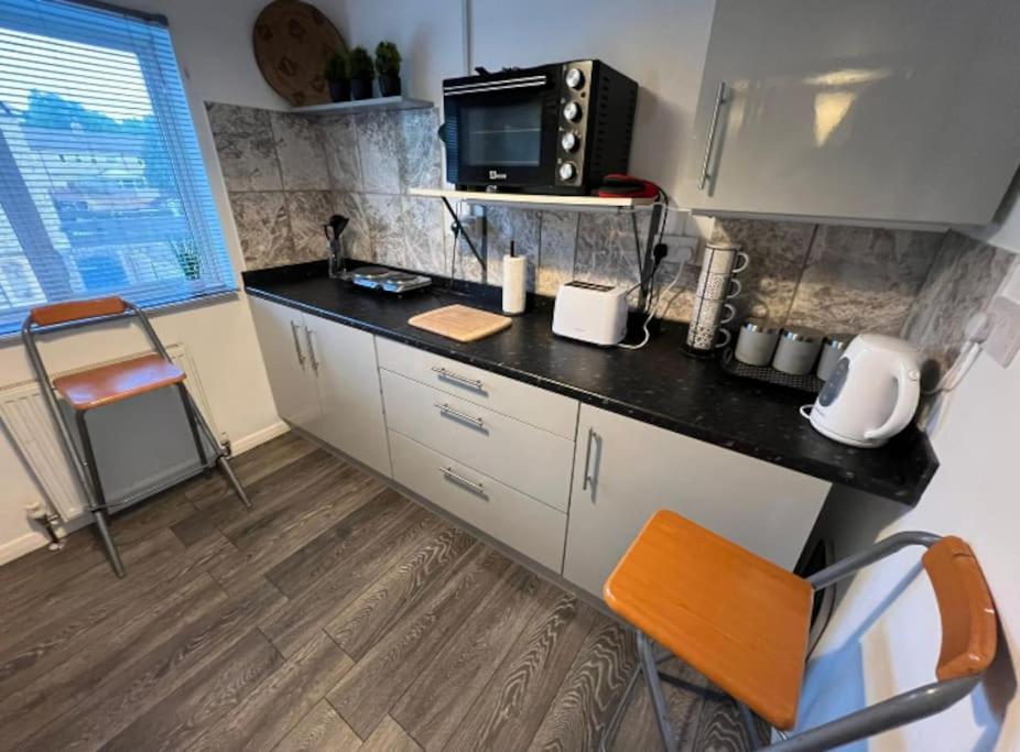 Cosy Private Accommodation In Corsham, Near Bath Luaran gambar